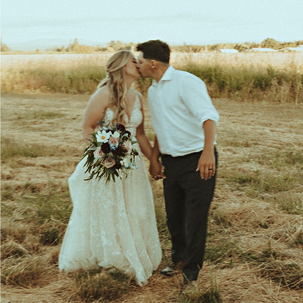 Meet your Posher, Alex🎀